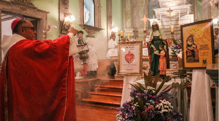 Terceiro dia do Dozenário é marcado por contextualização histórica da Paróquia Sant'Ana, em Piraí