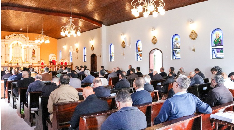 Dia de Oração pela Santificação do Clero é promovido no Santuário Eucarístico, em Floriano