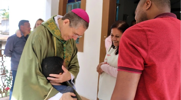 Bispo Diocesano conclui sua segunda Visita Pastoral fortalecendo a fé e esperança, em Piraí