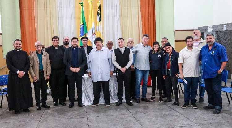 Prefeito Neto se reúne com padres da Diocese de BP-VR