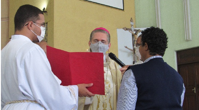 Rito da Primeira Profissão Religiosa acontece na Igreja Nossa Senhora da Conceição