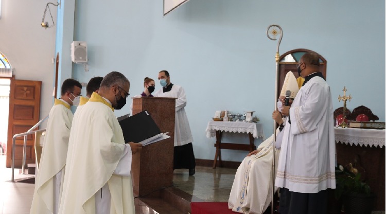 Dom Luiz Henrique preside missa de apresentação dos novos ofícios da Cúria Diocesana